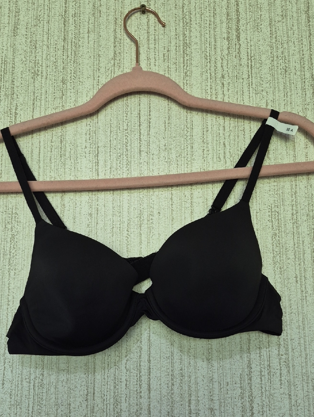 NWT Gap Body Size 36A BlackT-Shirt Bra